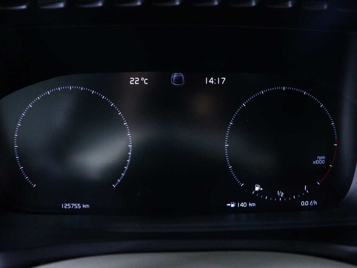 Volvo XC90 2017 года с пробегом. Фото: #10