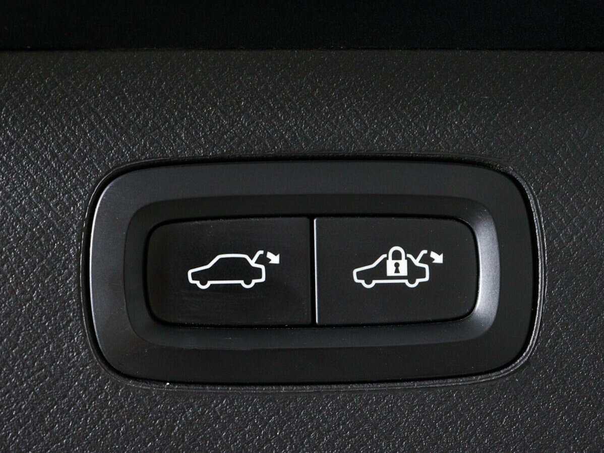 Volvo XC90 2017 года с пробегом. Фото: #15