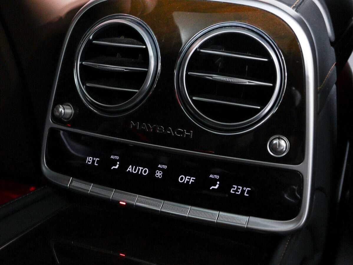 Mercedes-Benz Maybach S-Класс 2015 года с пробегом. Фото: #11