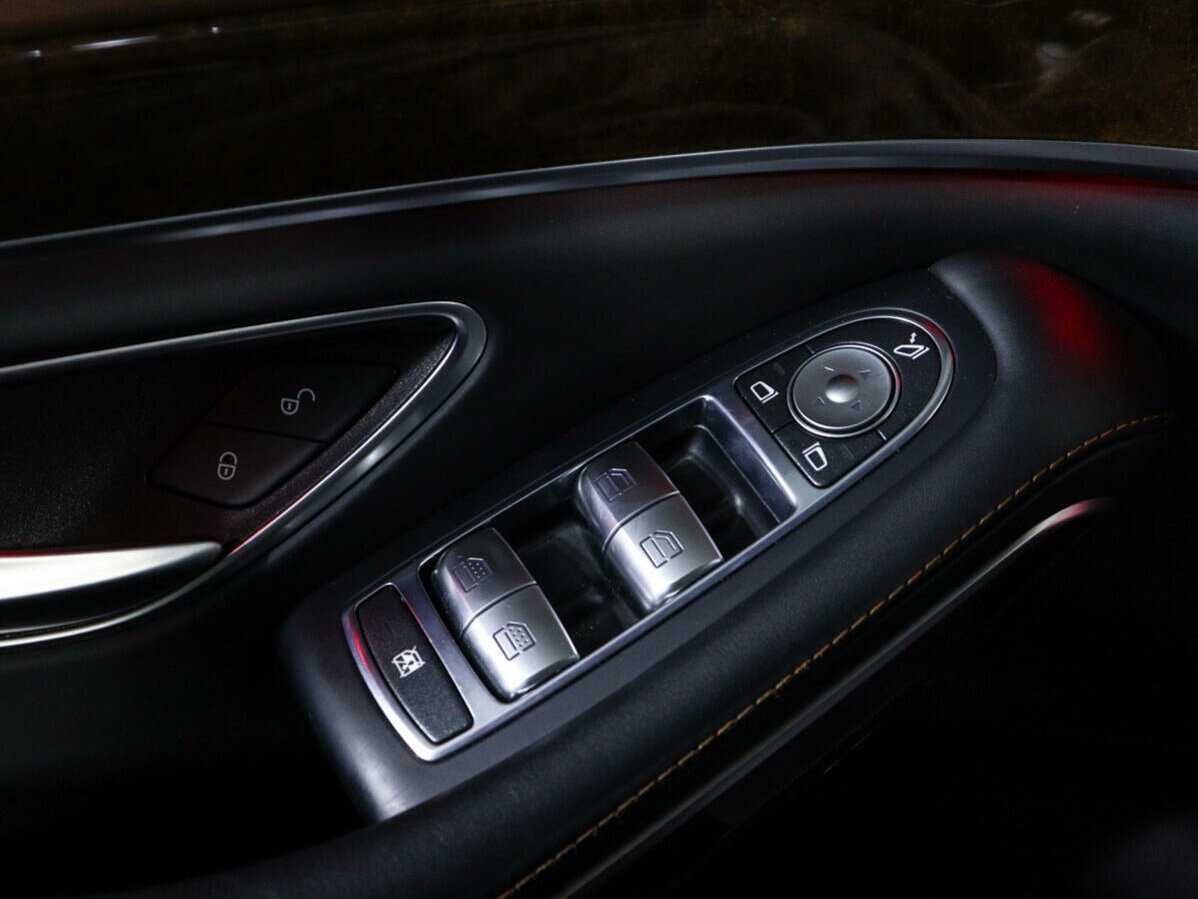 Mercedes-Benz Maybach S-Класс 2015 года с пробегом. Фото: #28