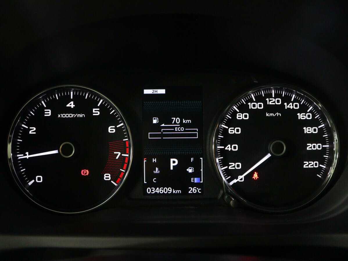 Mitsubishi Pajero Sport 2020 года с пробегом. Фото: #8