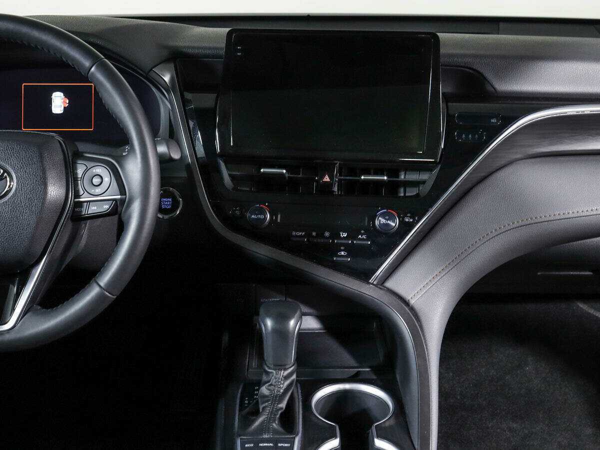 Toyota Camry 2023 года с пробегом. Фото: #12