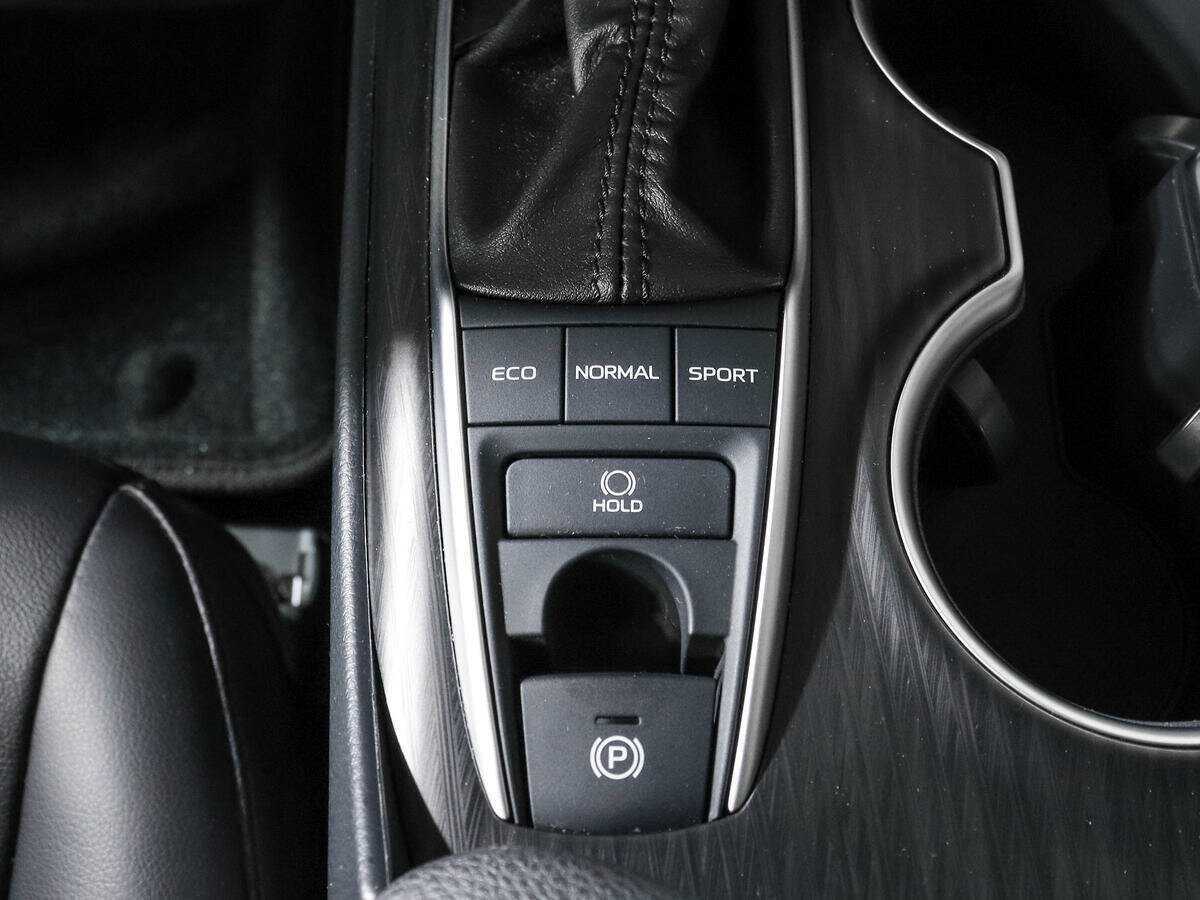 Toyota Camry 2023 года с пробегом. Фото: #16