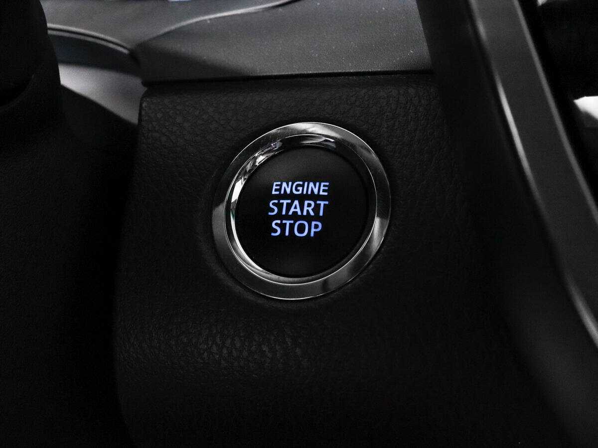 Toyota Camry 2023 года с пробегом. Фото: #19