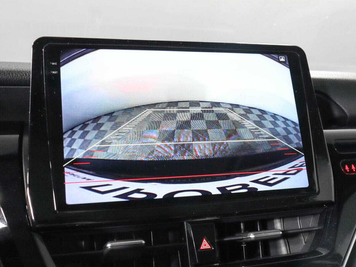 Toyota Camry 2023 года с пробегом. Фото: #20