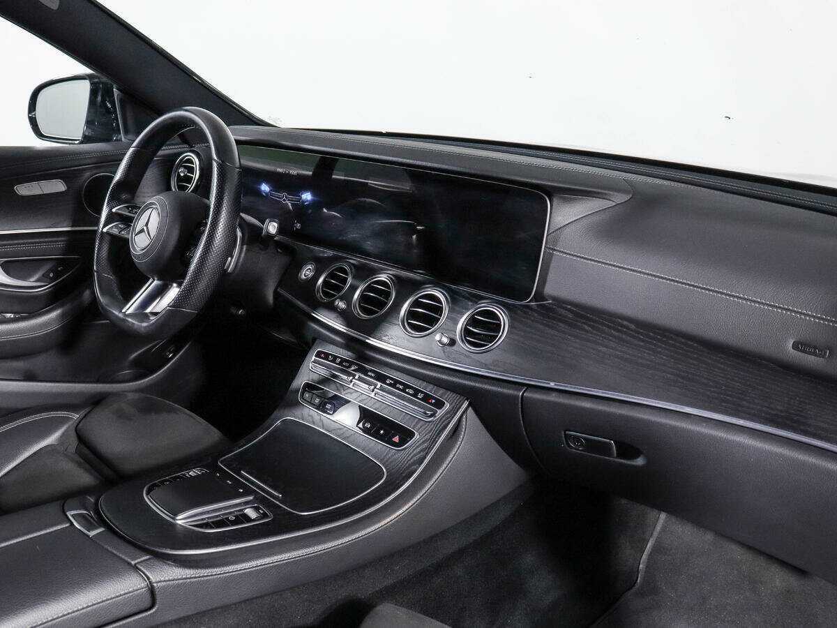 Mercedes-Benz E-Класс 2020 года с пробегом. Фото: #8