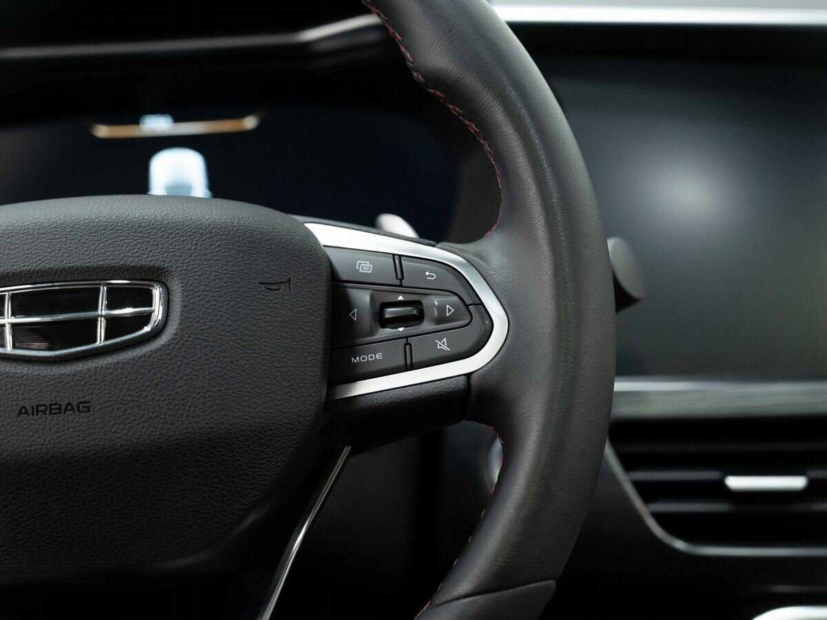 Geely Tugella 2022 года с пробегом. Фото: #15