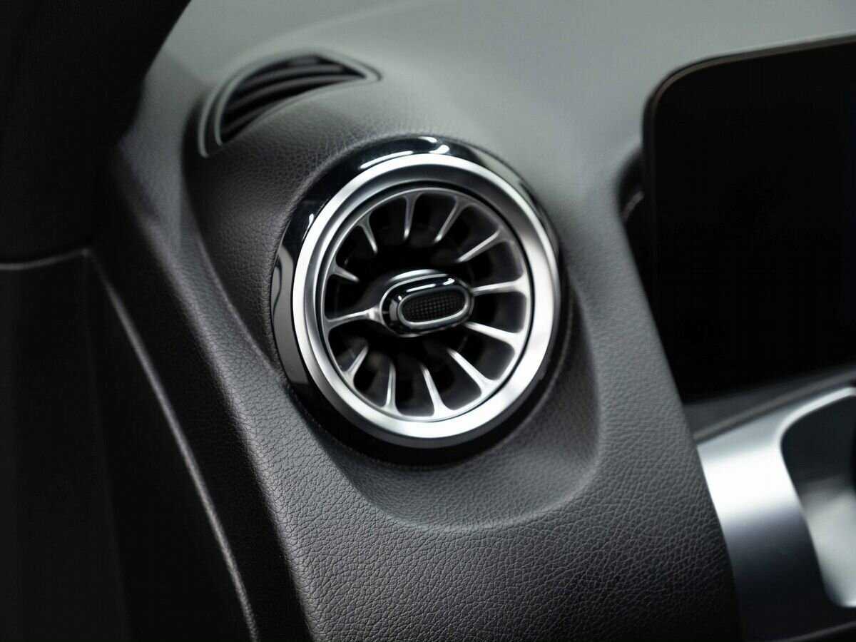 Mercedes-Benz GLB 2021 года с пробегом. Фото: #18