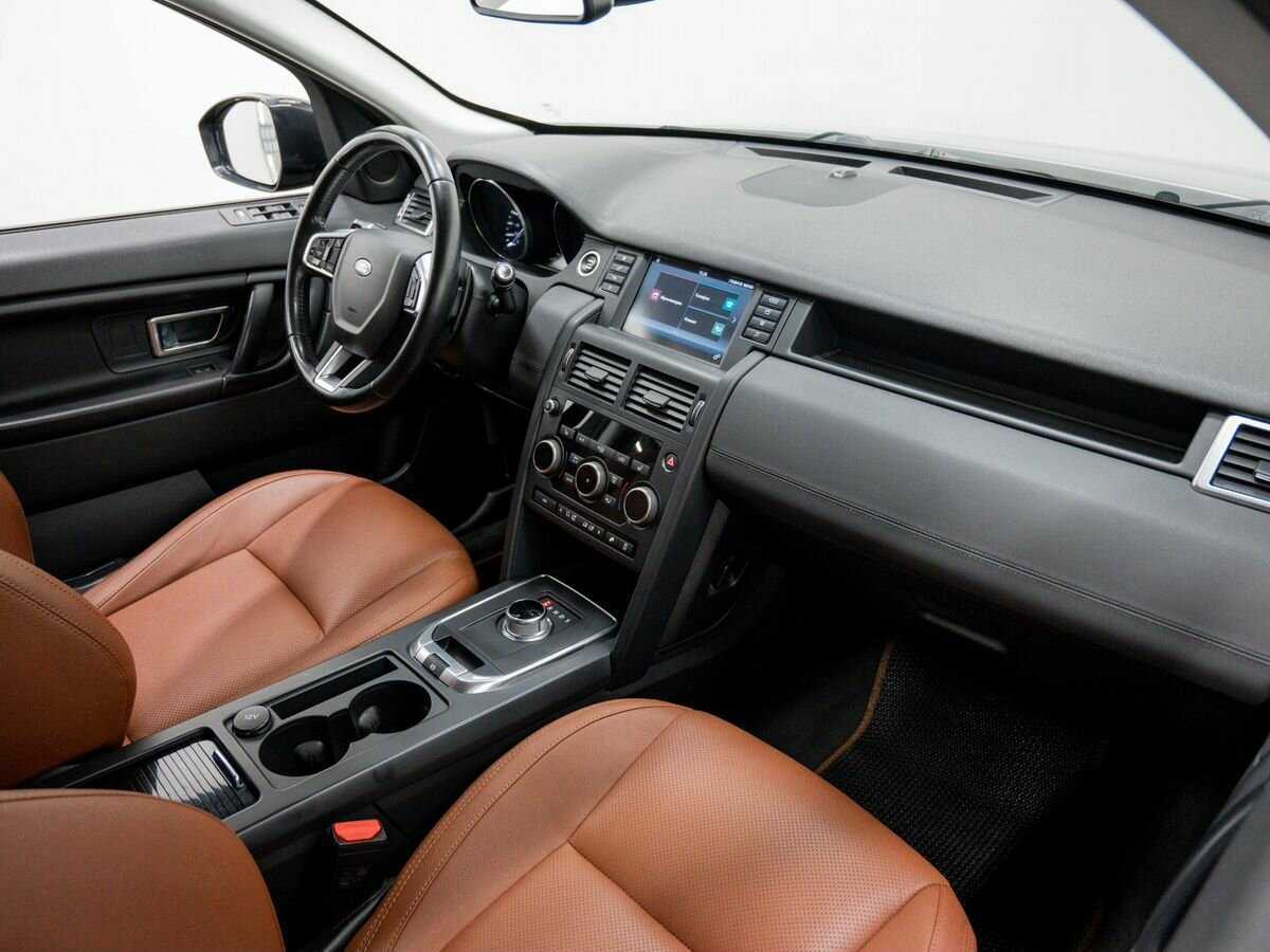 Land Rover Discovery Sport 2015 года с пробегом. Фото: #6