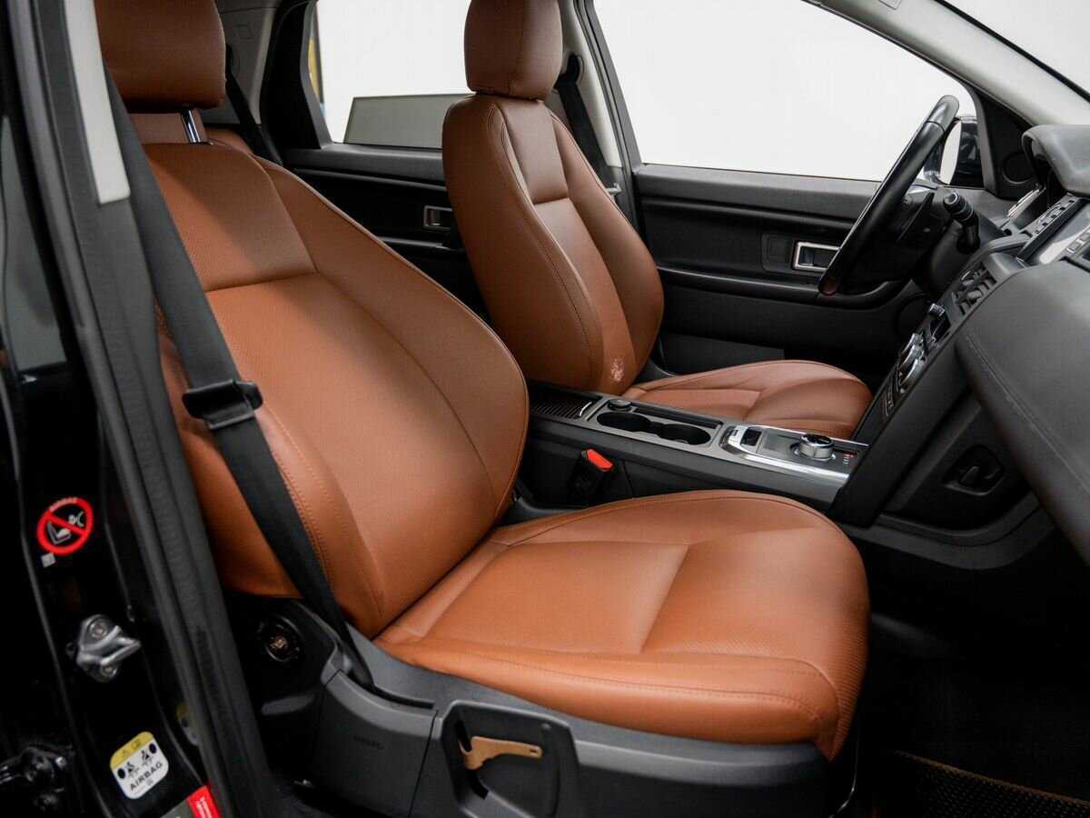 Land Rover Discovery Sport 2015 года с пробегом. Фото: #7
