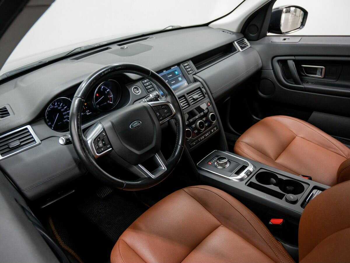 Land Rover Discovery Sport 2015 года с пробегом. Фото: #12