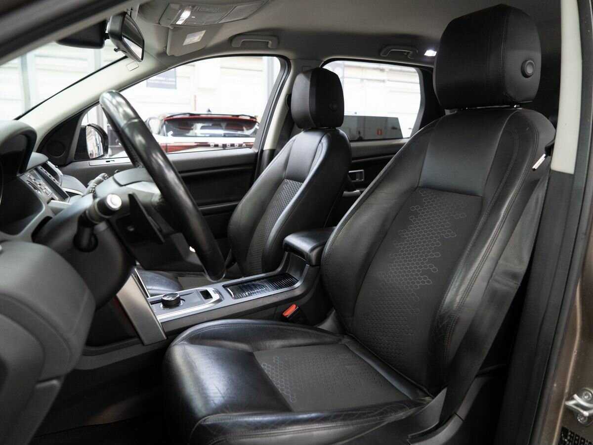 Land Rover Discovery Sport 2017 года с пробегом. Фото: #5