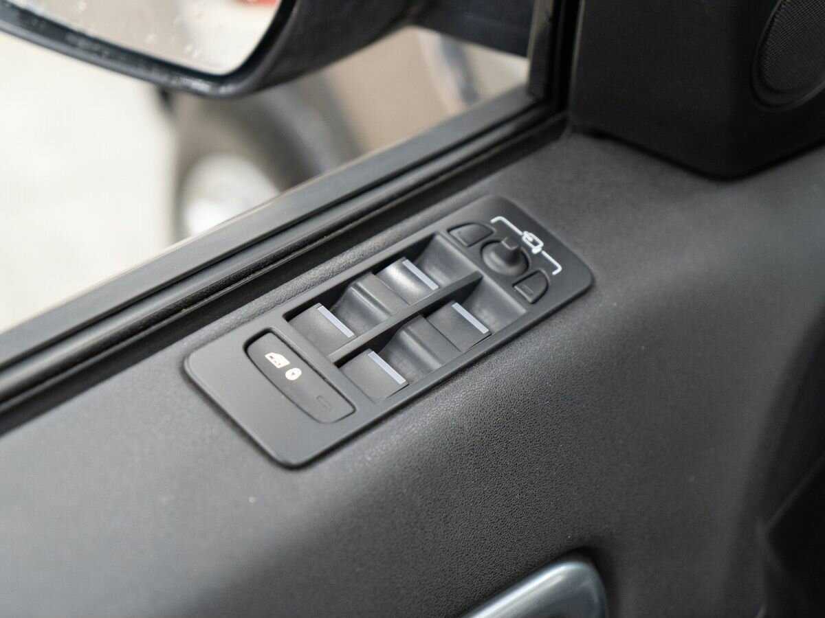 Land Rover Discovery Sport 2017 года с пробегом. Фото: #14