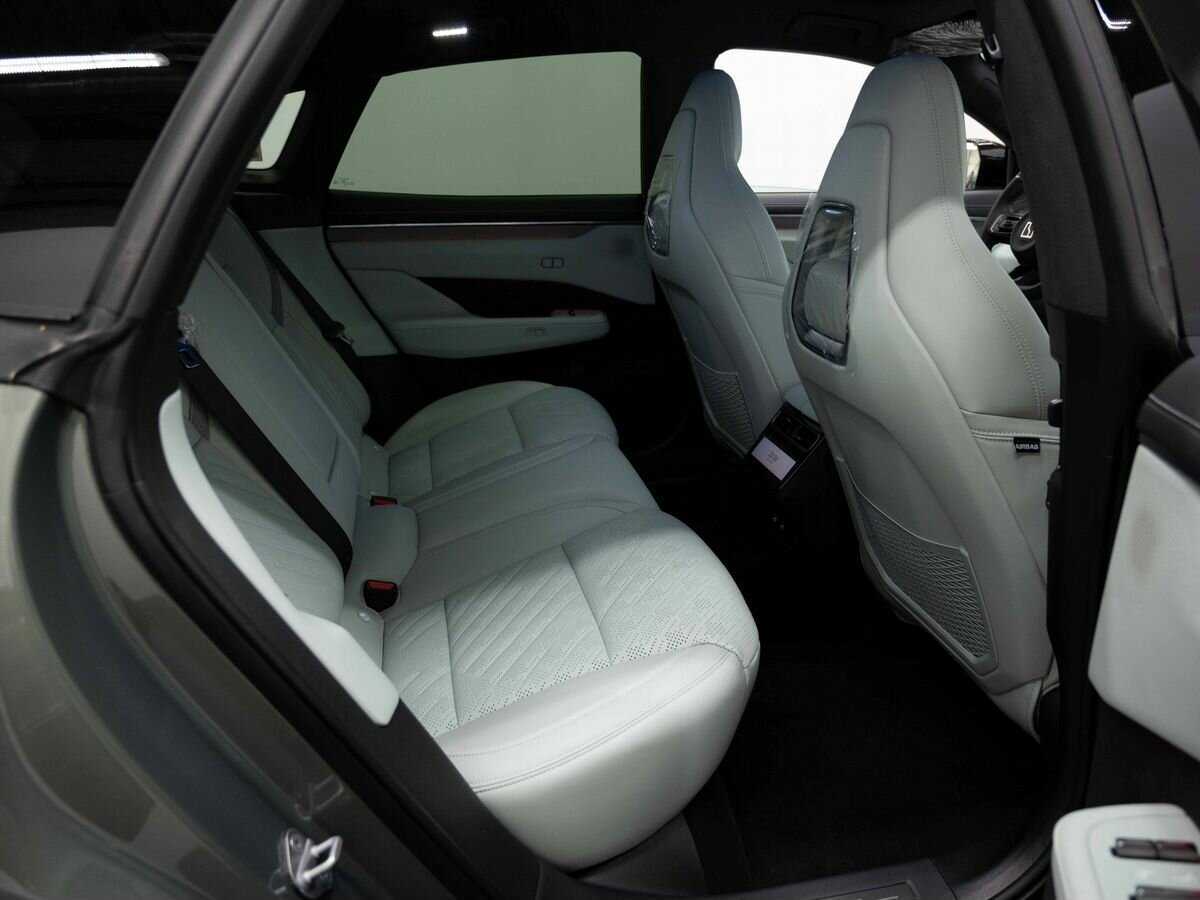 Zeekr 001 2024 года с пробегом. Фото: #9