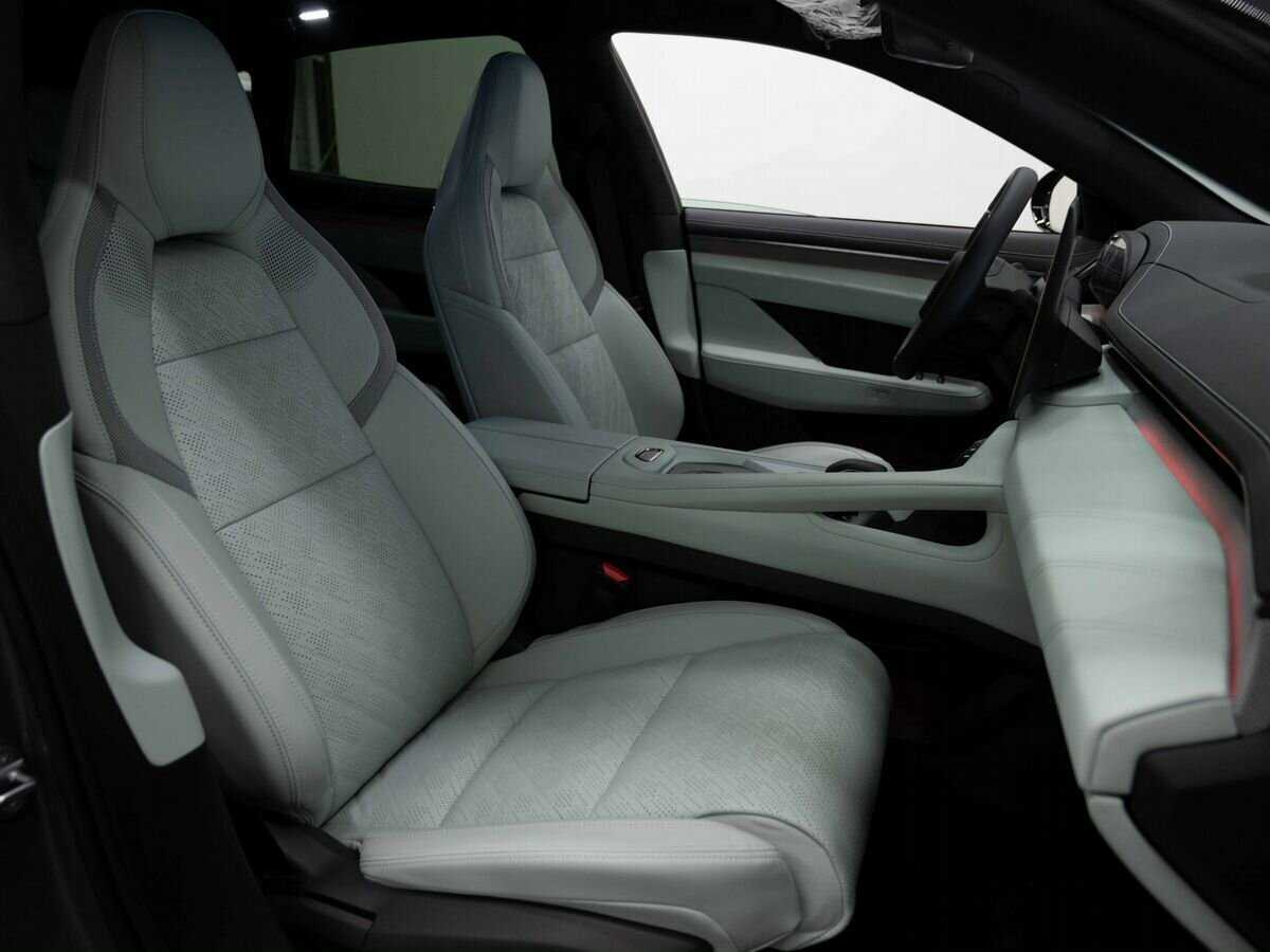 Zeekr 001 2024 года с пробегом. Фото: #11