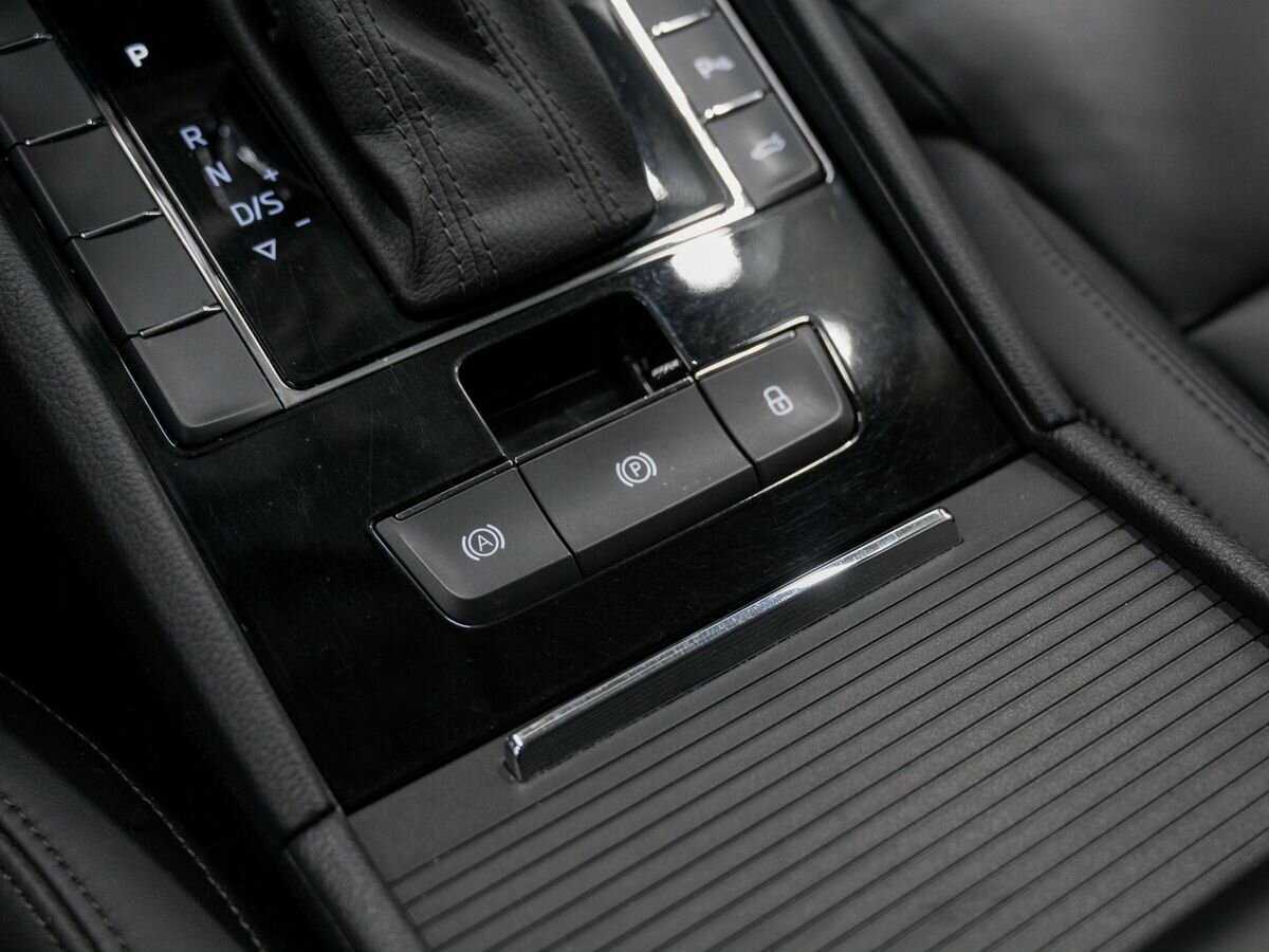 Skoda Superb 2018 года с пробегом. Фото: #20