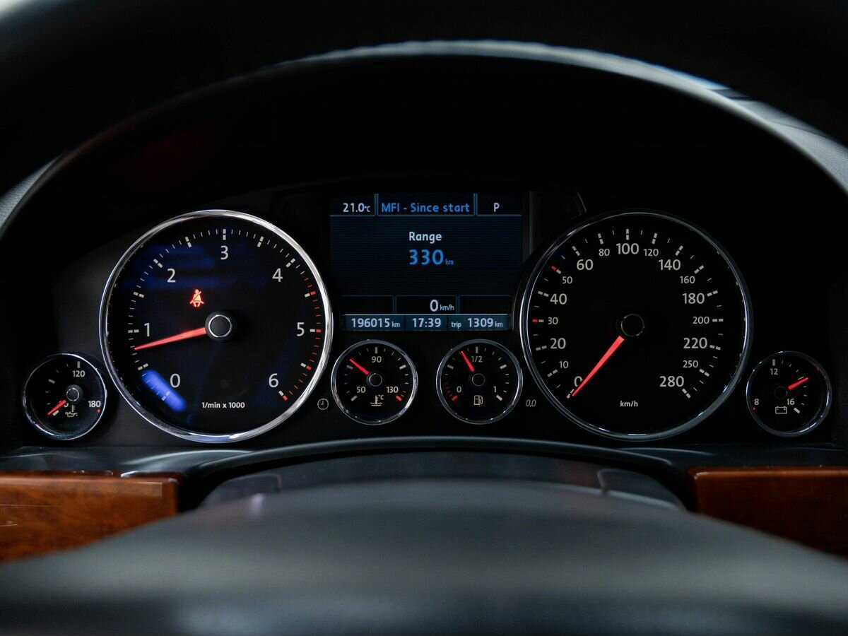 Volkswagen Touareg 2009 года с пробегом. Фото: #20