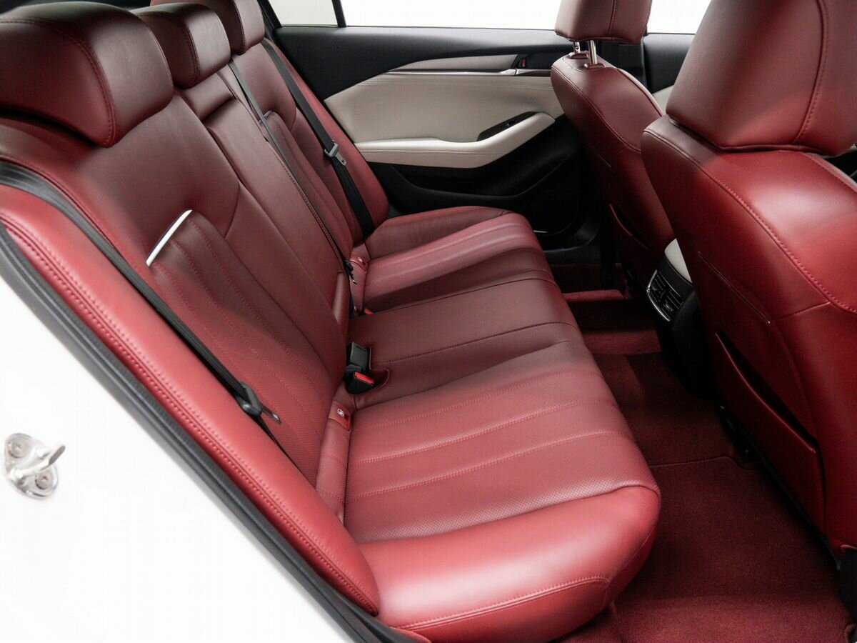 Mazda 6 2021 года с пробегом. Фото: #8