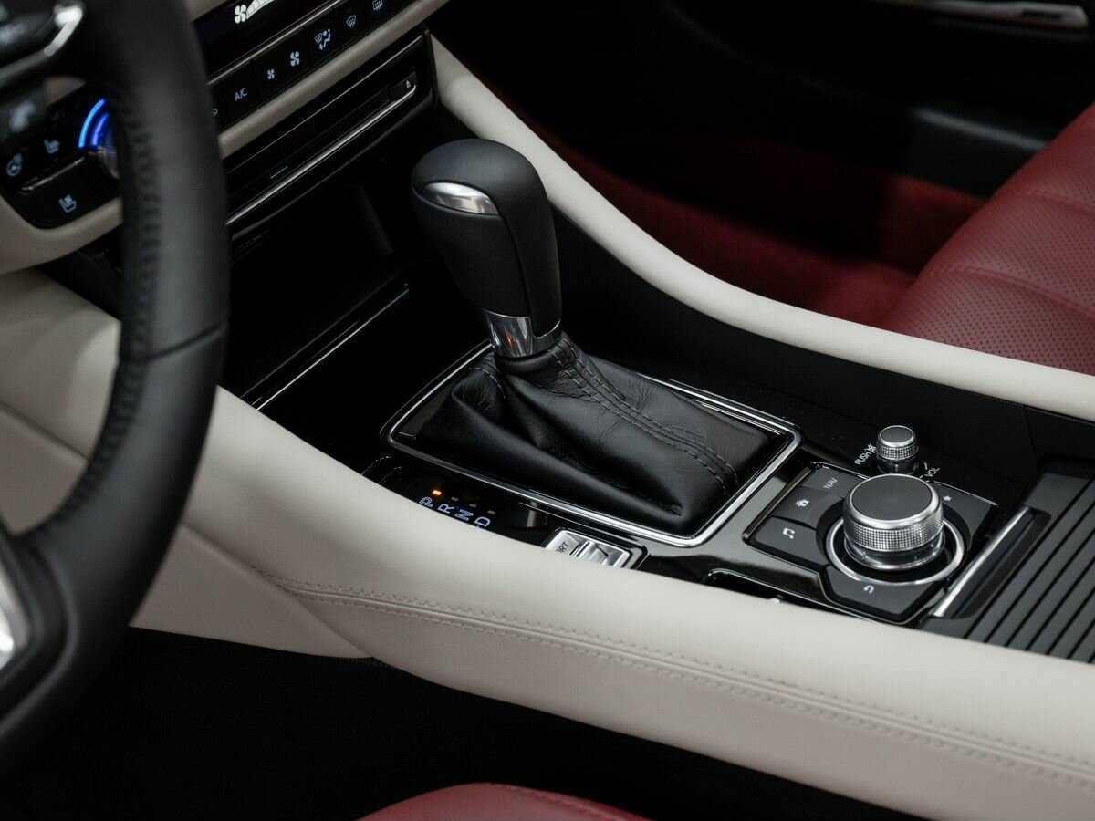 Mazda 6 2021 года с пробегом. Фото: #17