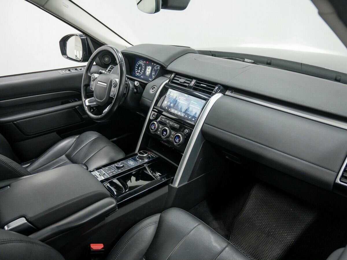 Land Rover Discovery 2017 года с пробегом. Фото: #6