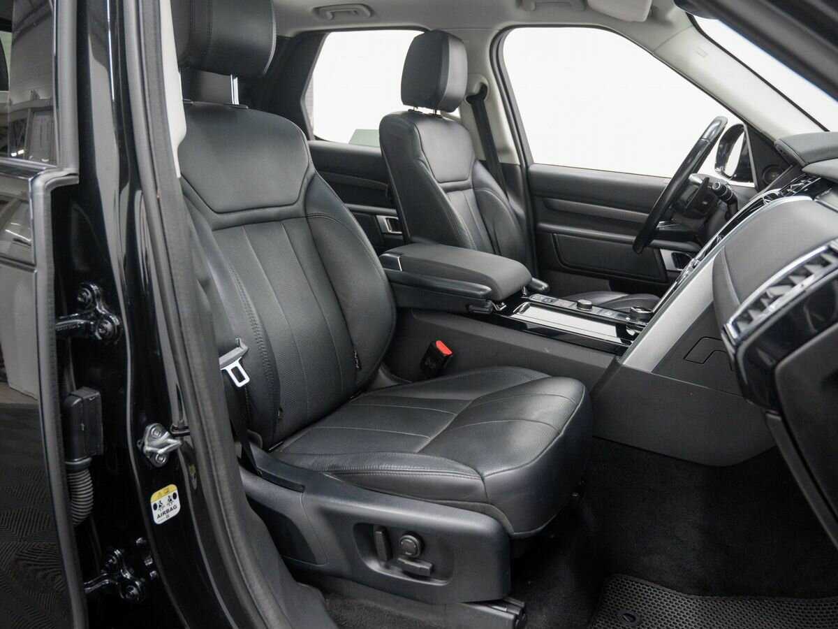 Land Rover Discovery 2017 года с пробегом. Фото: #7