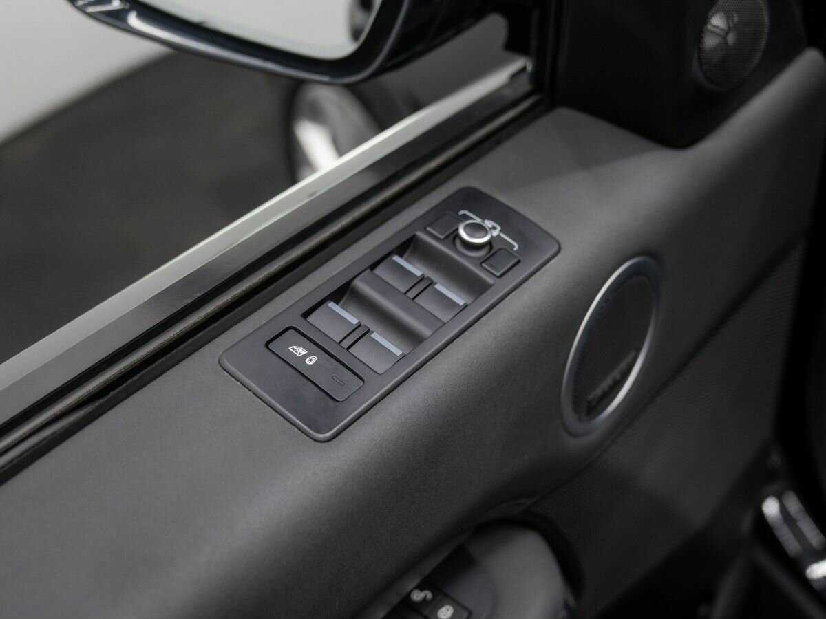 Land Rover Discovery 2017 года с пробегом. Фото: #14