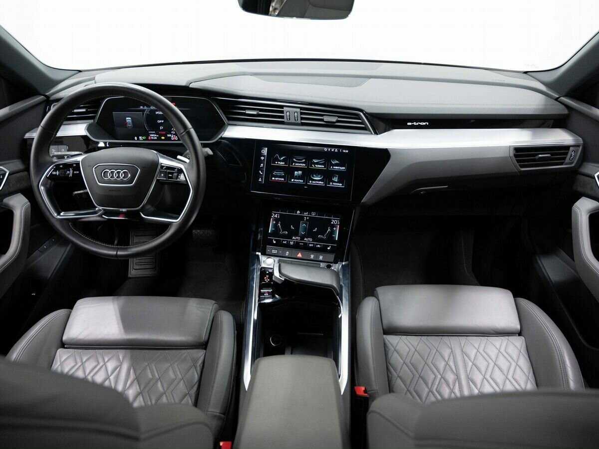 Audi e-tron 2020 года с пробегом. Фото: #13