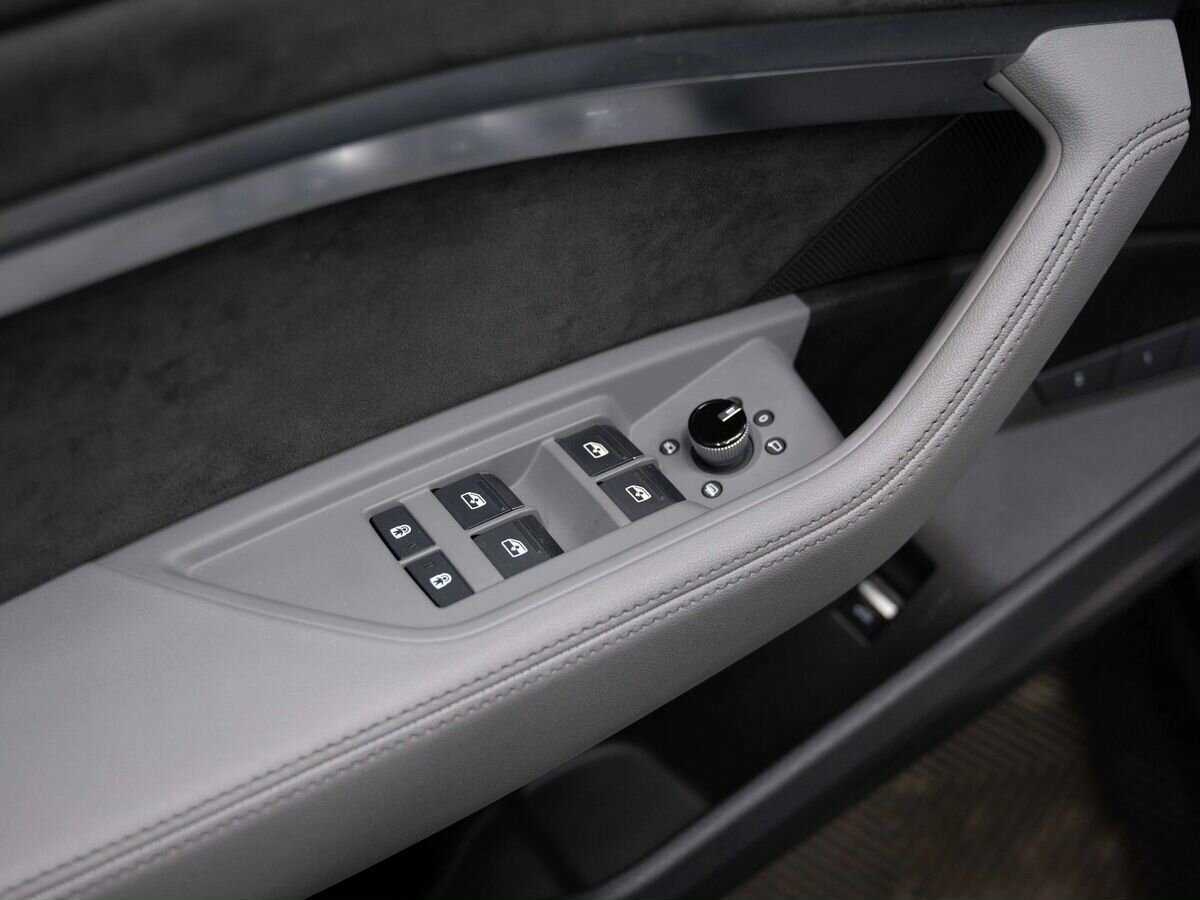 Audi e-tron 2020 года с пробегом. Фото: #18