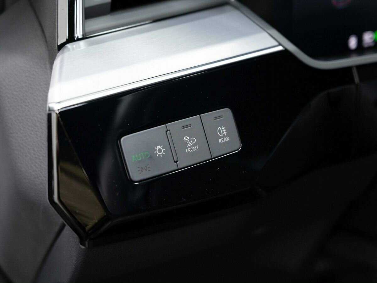 Audi e-tron 2020 года с пробегом. Фото: #21