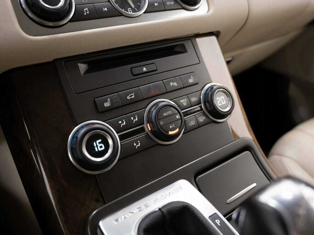 Land Rover Range Rover Sport 2012 года с пробегом. Фото: #27