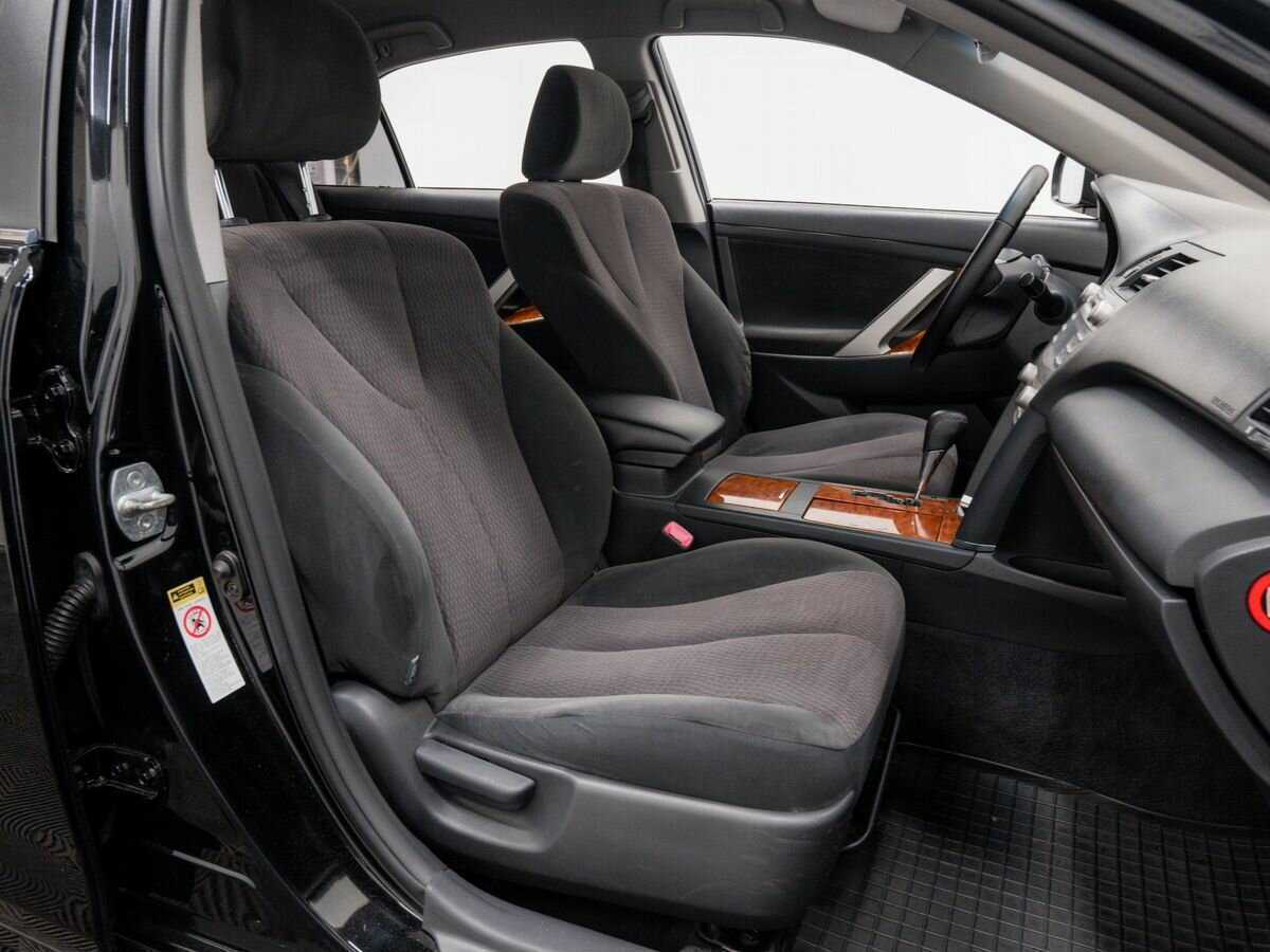 Toyota Camry 2009 года с пробегом. Фото: #7