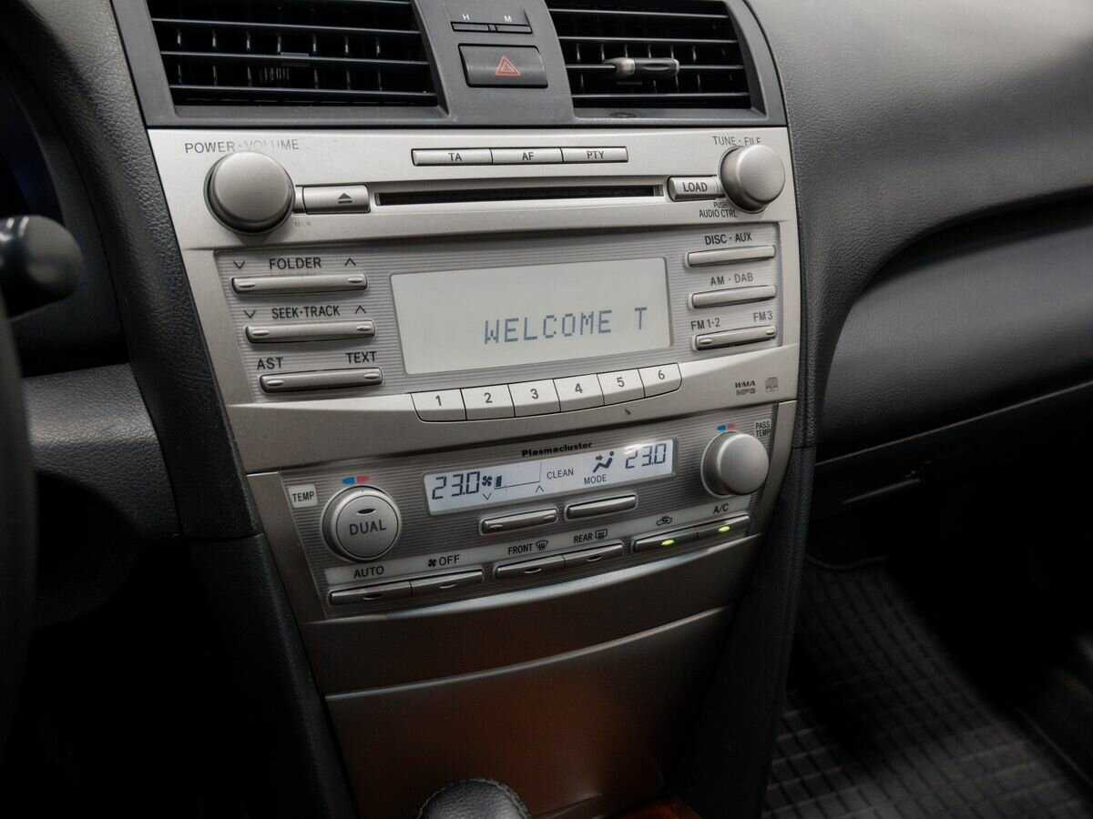 Toyota Camry 2009 года с пробегом. Фото: #15