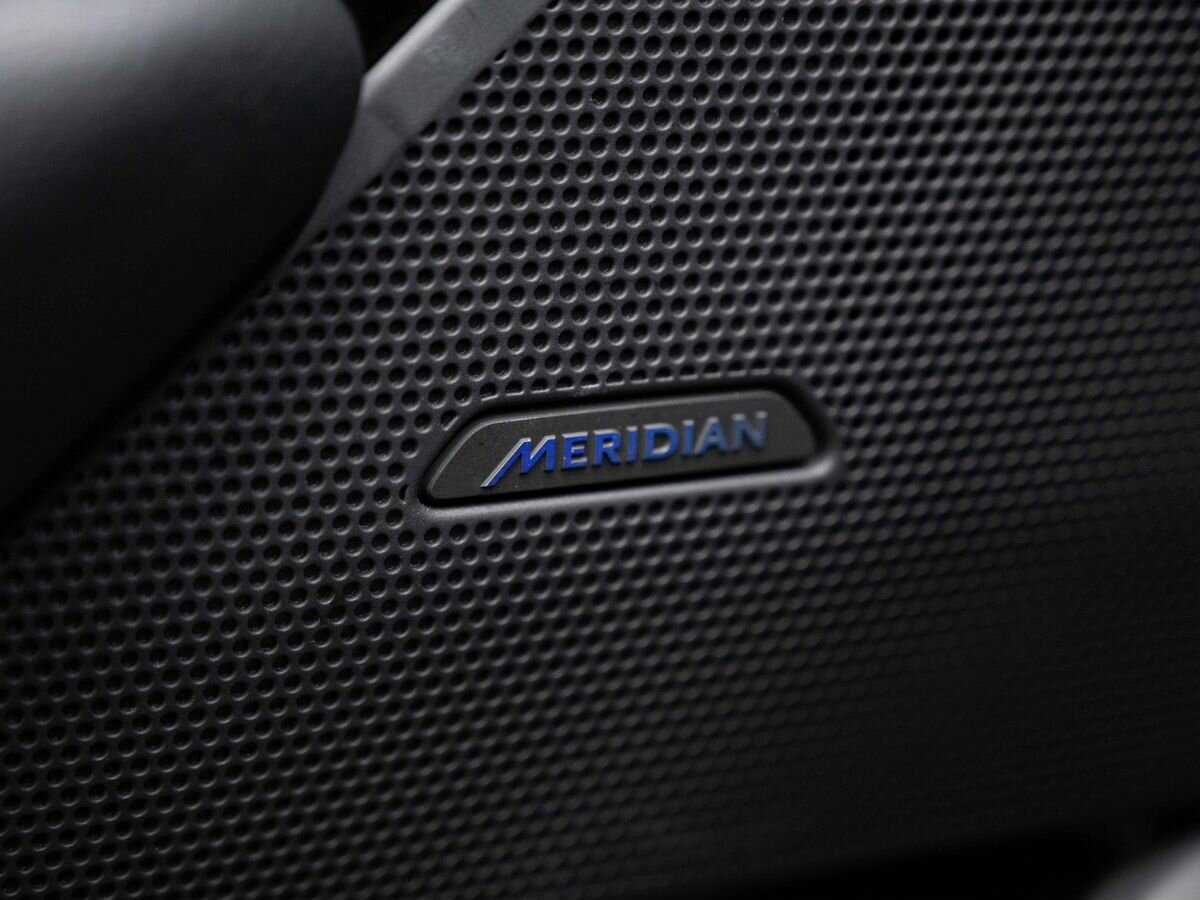 Land Rover Range Rover Velar 2019 года с пробегом. Фото: #20