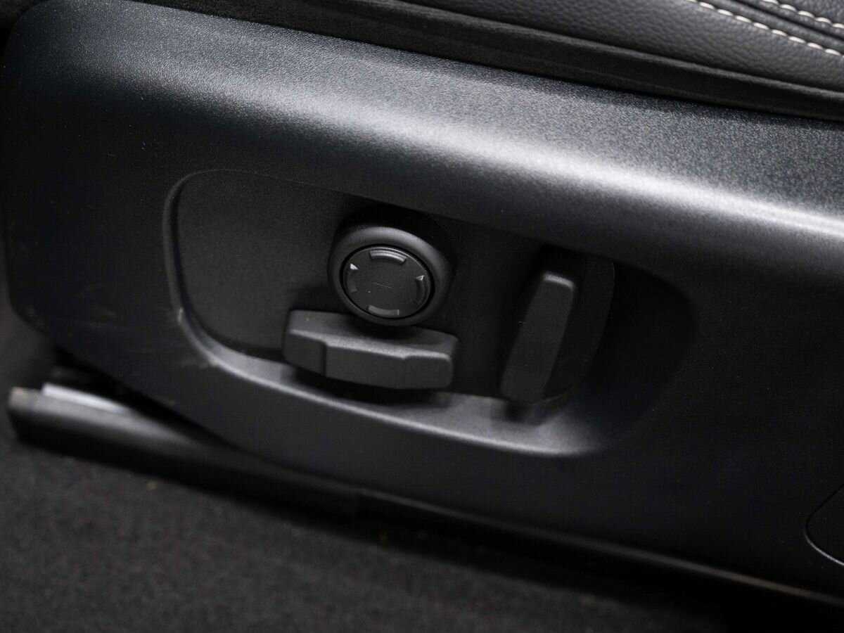 Land Rover Range Rover Velar 2019 года с пробегом. Фото: #21