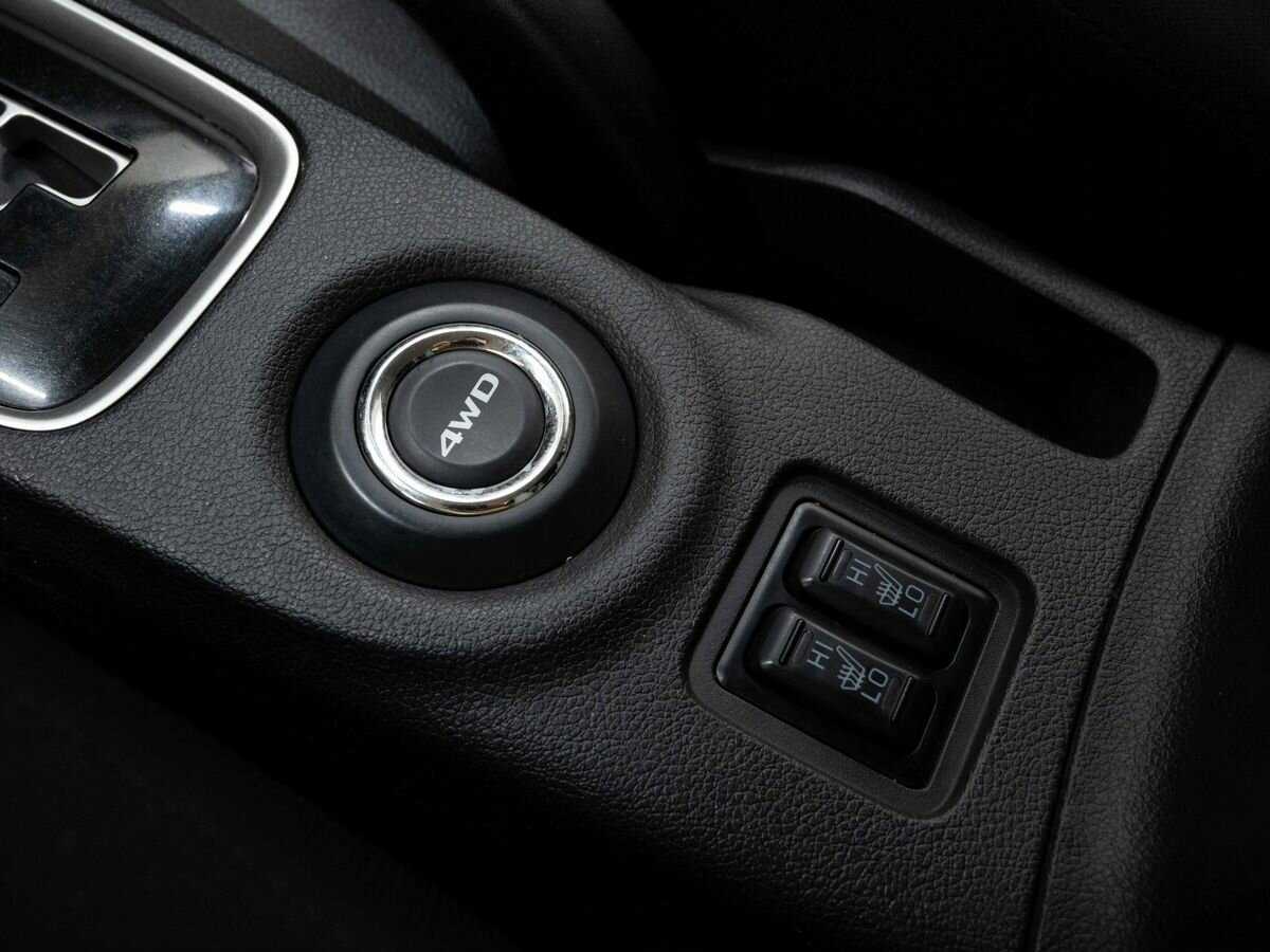 Б/У Митсубиши Оутлэндер 2012 года. Фото: #23