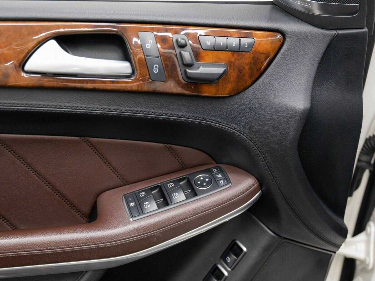 Mercedes-Benz GL-Класс 2013 года с пробегом. Фото: #14