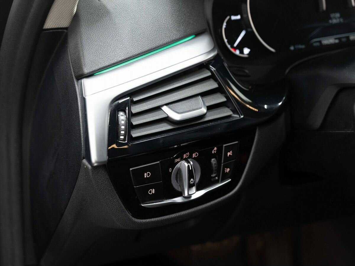 BMW 5 серии 2018 года с пробегом. Фото: #18