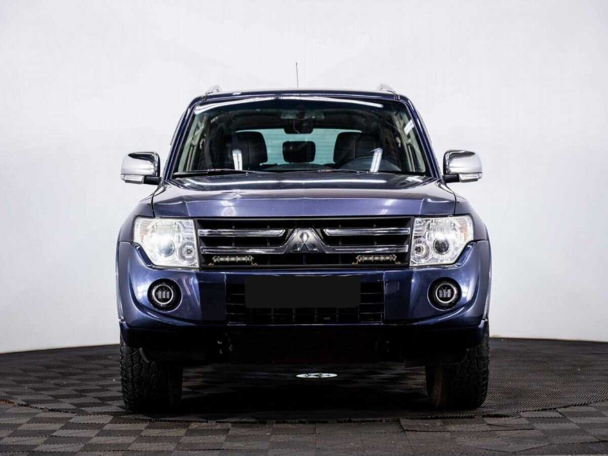 Mitsubishi Pajero 2008 года с пробегом. Фото: #1