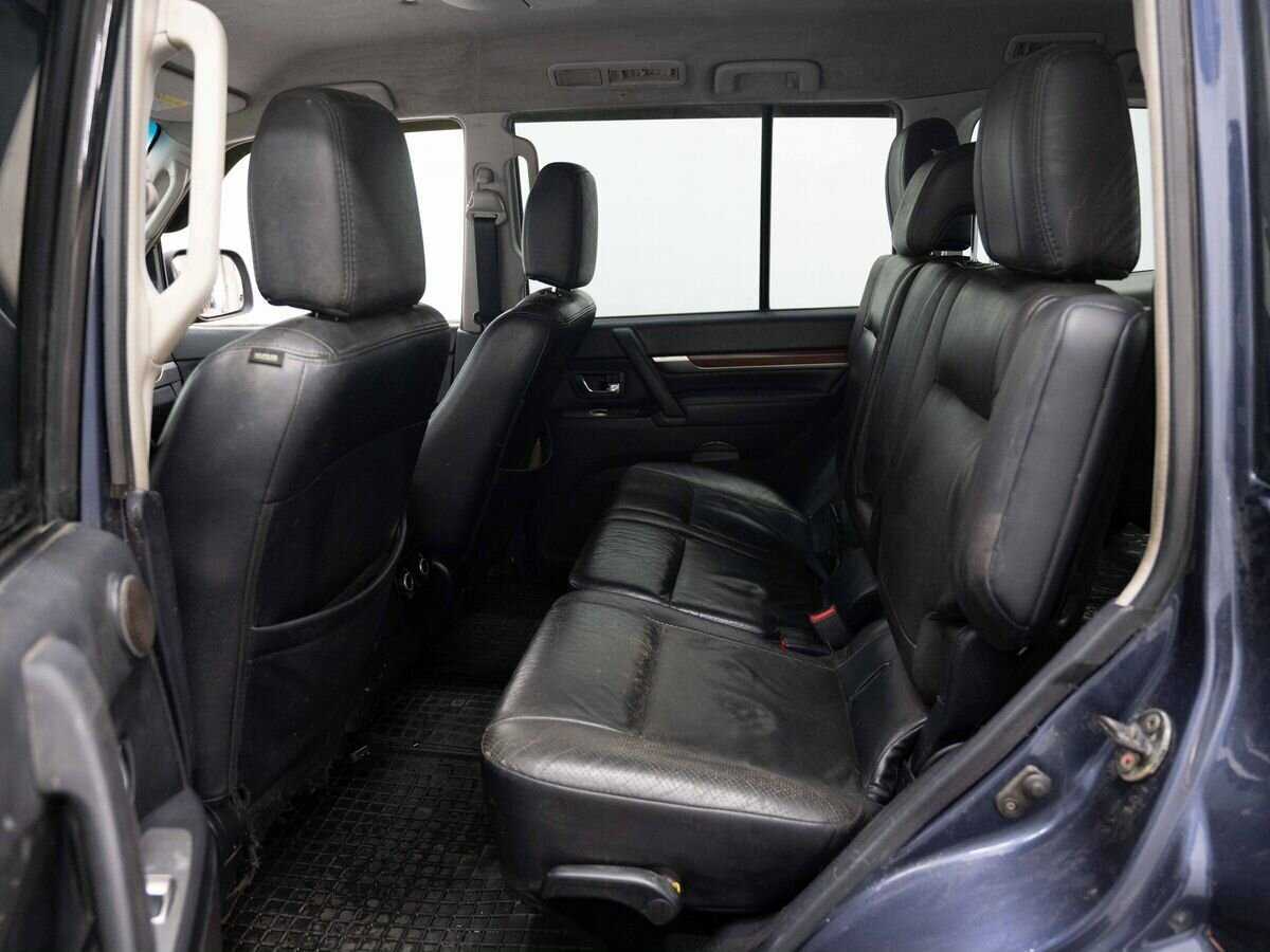 Mitsubishi Pajero 2008 года с пробегом. Фото: #8