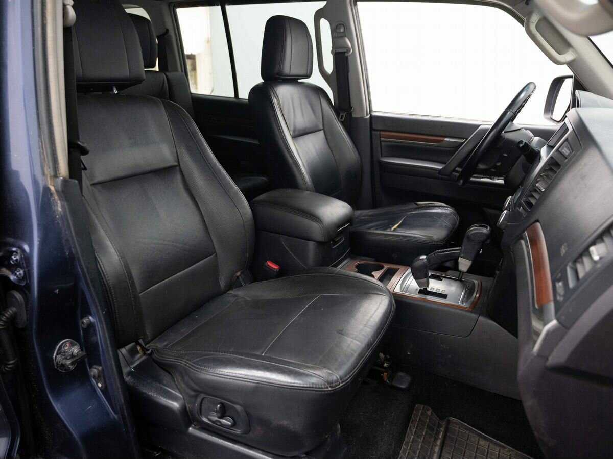 Mitsubishi Pajero 2008 года с пробегом. Фото: #11