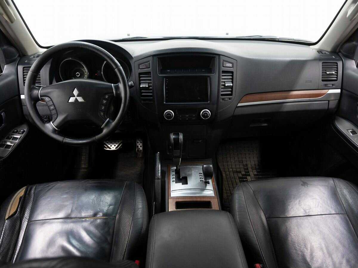 Mitsubishi Pajero 2008 года с пробегом. Фото: #13
