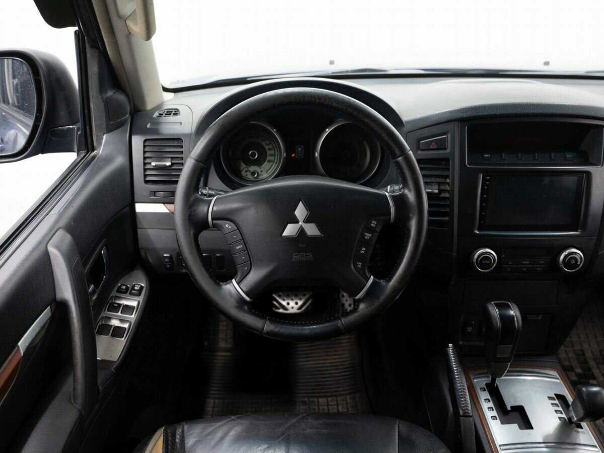 Mitsubishi Pajero 2008 года с пробегом. Фото: #14