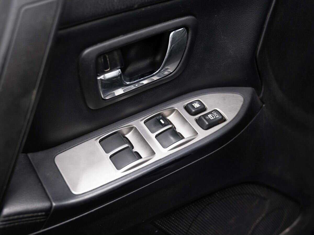 Mitsubishi Pajero 2008 года с пробегом. Фото: #16