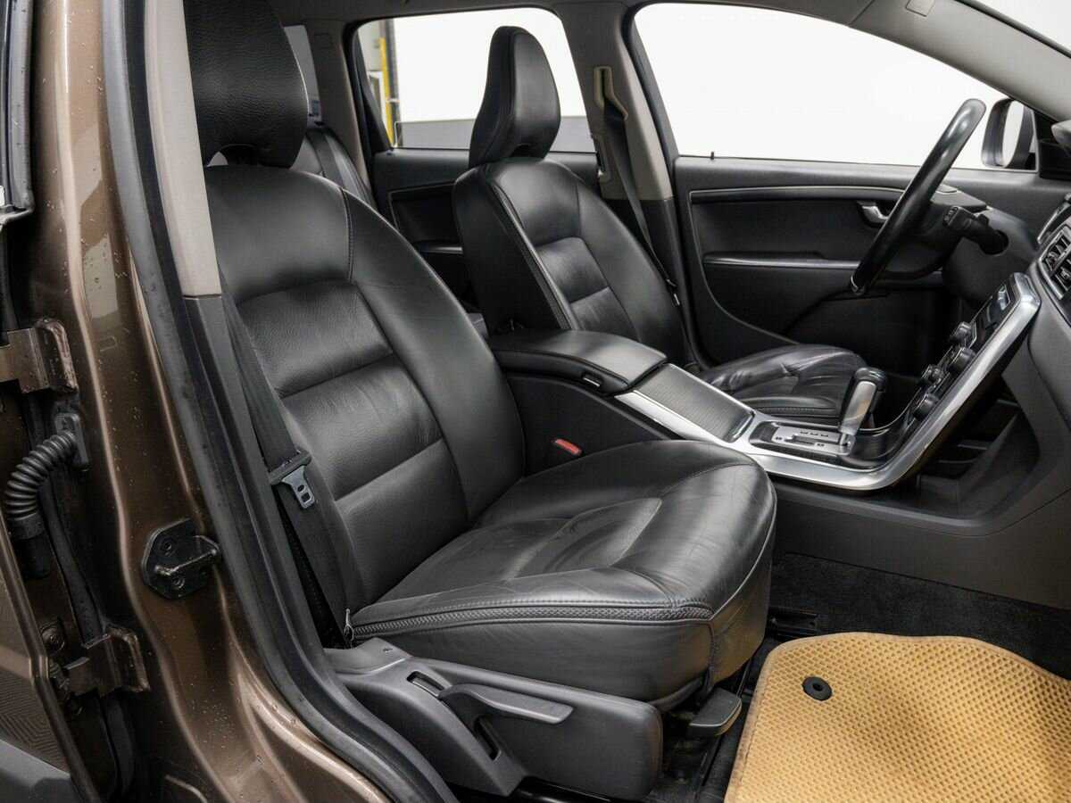 Volvo XC70 2012 года с пробегом. Фото: #7