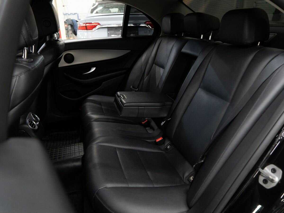 Mercedes-Benz E-Класс 2018 года с пробегом. Фото: #6