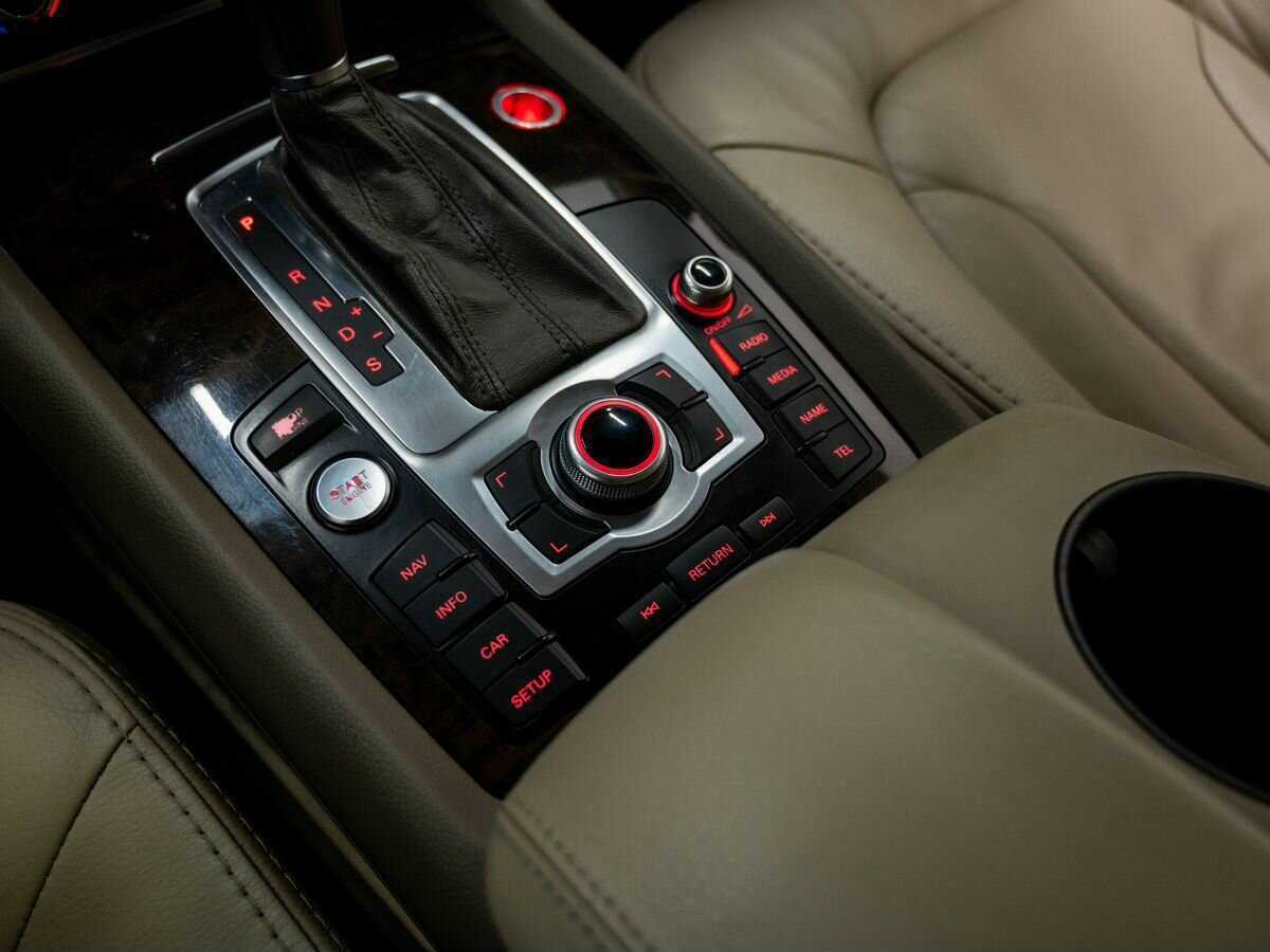 Audi Q7 2010 года с пробегом. Фото: #18