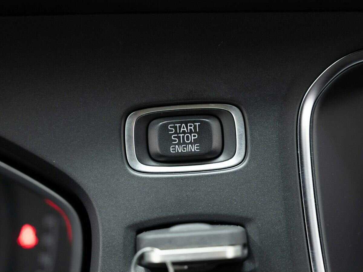 Volvo V40 Cross Country 2017 года с пробегом. Фото: #18