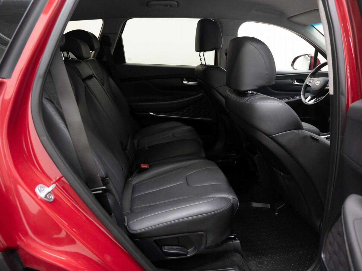 Hyundai Santa Fe 2019 года с пробегом. Фото: #9