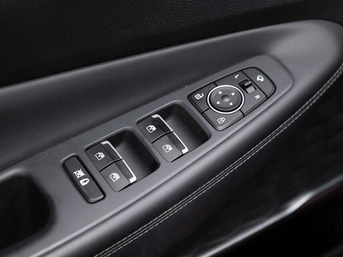 Hyundai Santa Fe 2019 года с пробегом. Фото: #17