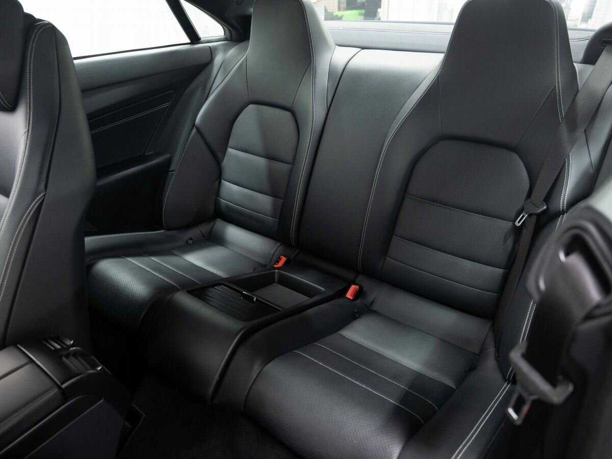 Mercedes-Benz E-Класс 2013 года с пробегом. Фото: #8